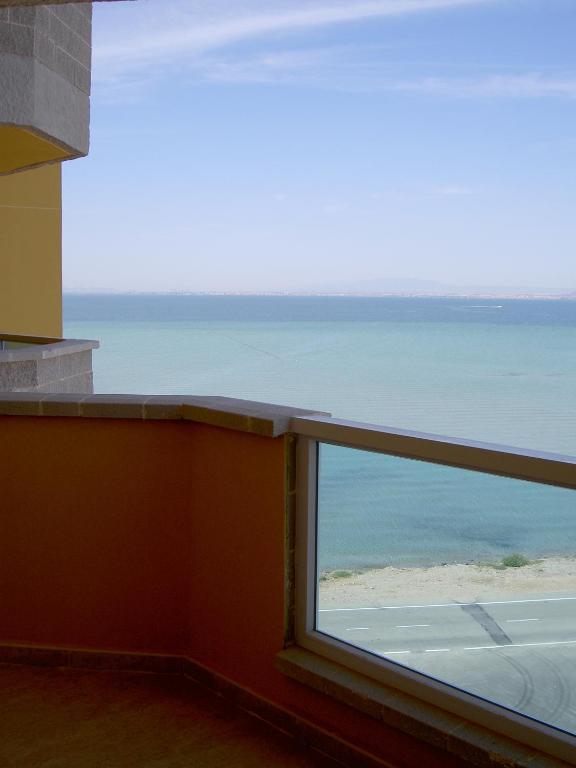 Apartamentos Turisticos Playa Principe ลามังกา เดล มาร์เมนอร์ ห้อง รูปภาพ
